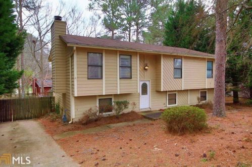 885 Sheppard Rd, Stone Mountain, GA 30083-3644