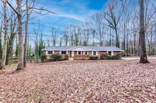 5 Cedar Ct, Stockbridge, GA 30281-2731
