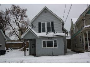 141 Church St, Barre VT  05641-4229 exterior