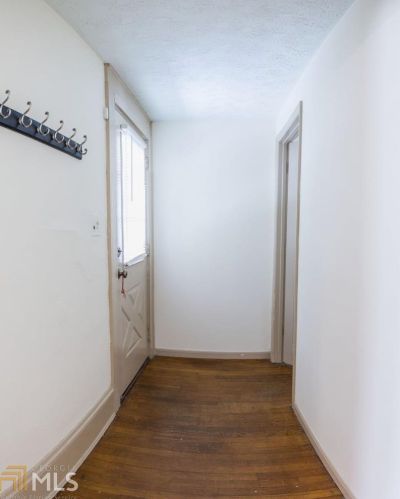 1069 Hemphill Ave, Atlanta GA  30318-5441 exterior