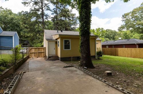 304 Maple St, Atlanta GA  30354-1107 exterior