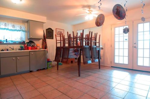 4415 Dovemeadow Dr, Austin TX  78744-4345 exterior