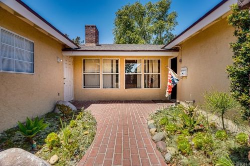 1927 Chateau Ave, Anaheim CA  92804-4409 exterior