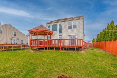 1500 Misty Ln, Lemont IL  60490-2035 exterior