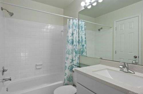 17164 Ford Dr, Aurora CO  80017-3204 exterior