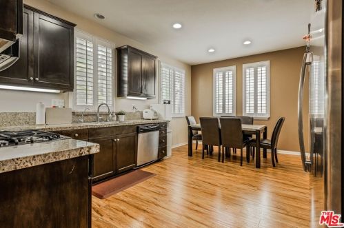 250 Sparkleberry Ave, Orange, CA 92865-5012