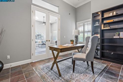 1017 Laurel Tree Dr, Concord CA  94521-5433 exterior