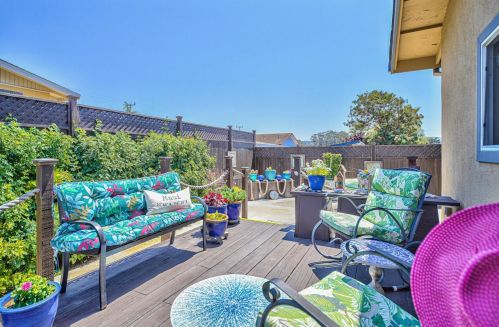 1312 Flores St, Seaside CA exterior