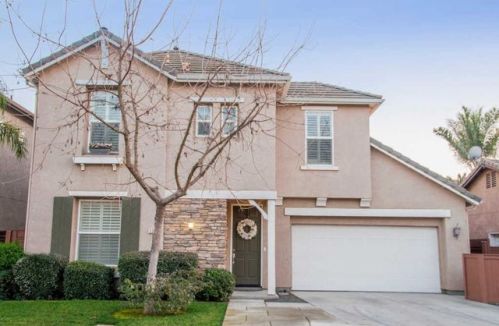 5001 Pianosa Ave, Visalia, CA 93291-9707