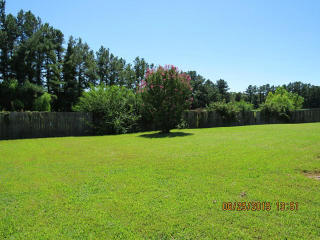 61 Queensberry Dr, Crosstown, TN 38004-2759