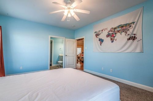 3064 Ball Rd, Whitewright TX 75491-6011 exterior