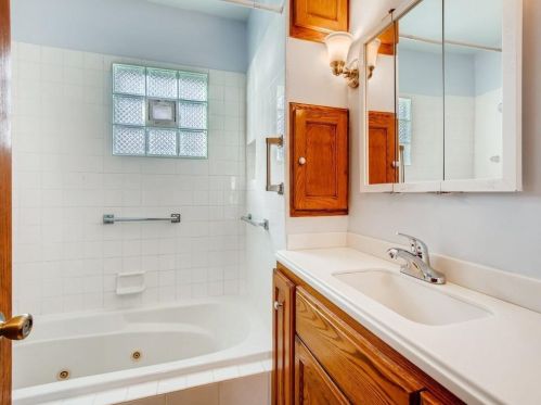 45 Griggs St, Saint Paul MN  55116-1711 exterior