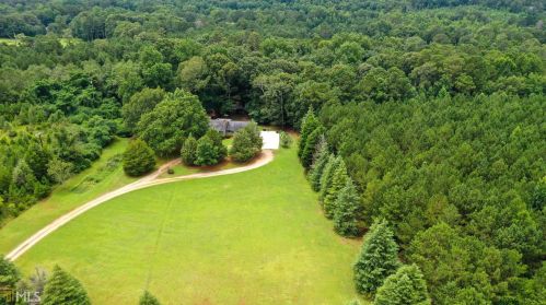 4153 Highway 155, Stockbridge GA  30281-4011 exterior