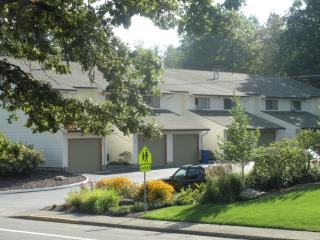 17231 Webster Rd, Gladstone OR  97027 exterior