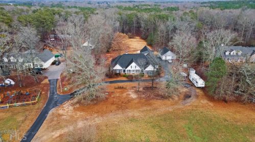 672 Bethany Rd, Locust Grove, GA 30248-2529