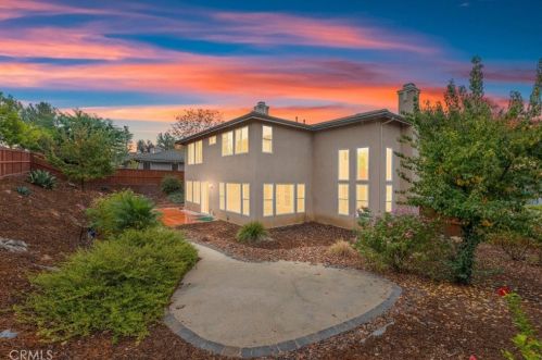 41574 Laurel Valley Cir, Temecula, CA 92591-3959