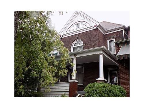 135 Farragut Ave, Vandergrift, PA 15690-1115