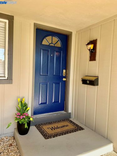 721 Oriole Ave, Livermore, CA 94551-4230
