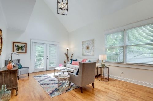 1332 Hooper Ave, Atlanta GA  30307-2014 exterior