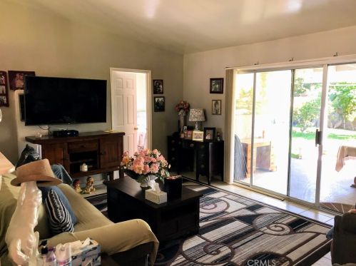 1602 Raymar St, Santa Ana CA 92703-4619 exterior