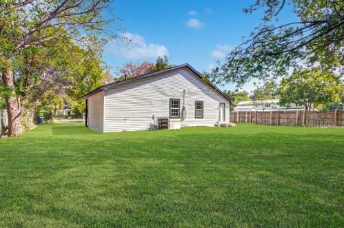 727 Stamps Ave, Fort Worth TX  76114-3249 exterior