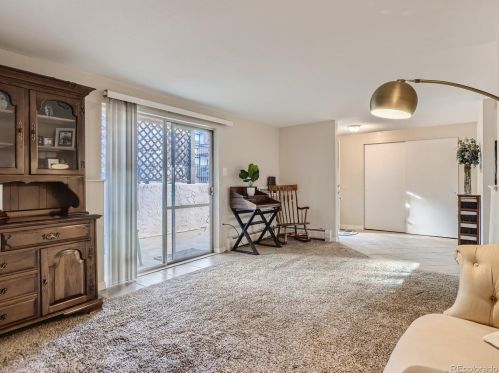 2700 Holly St, Denver, CO 80222-7044