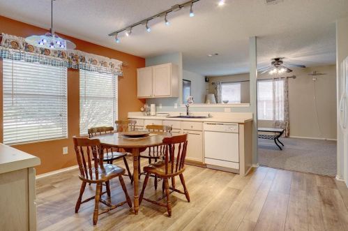 5232 Bedfordshire Dr, Fort Worth TX  76135-1437 exterior