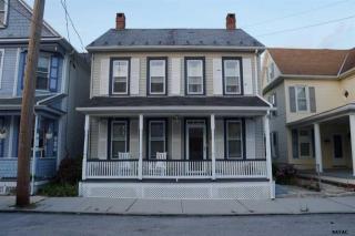 134 Mcallister St, Hanover, PA 17331-3327