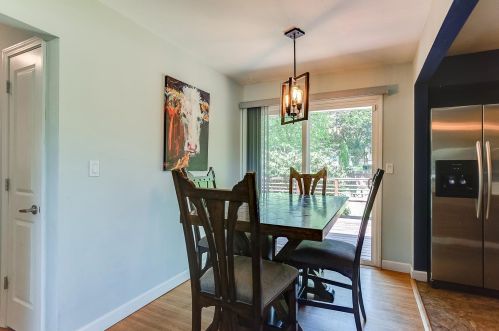 207 County Rd F, Saint Paul MN  55110-3845 exterior