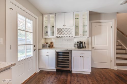 816 Emerald Dr, Naperville IL  60540-7246 exterior