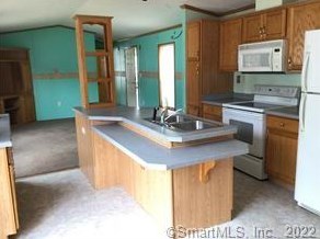 2 R And R Park, Killingly CT  06241-1114 exterior