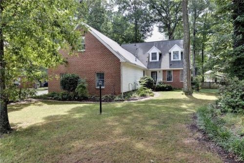 311 York Ln, Yorktown, VA 23692-4034