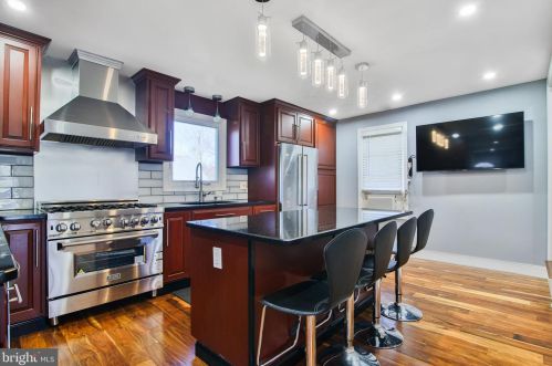 375 Rutgers Ave, Trenton, NJ 08619-2327