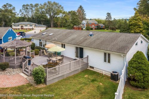 278 Edgebrook Rd, Trenton NJ 08691-3732 exterior