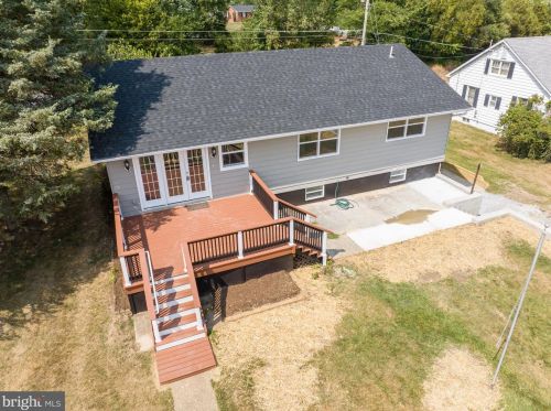 201 Pointfield Dr, Harpers Ferry WV 25425-5173 exterior