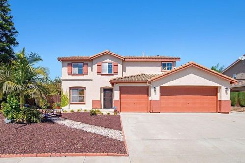 402 Shadow Tree Dr, Oceanside, CA 92058-7021