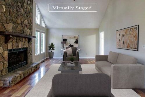 2842 Forest Chase Dr, Marietta, GA 30066-1458