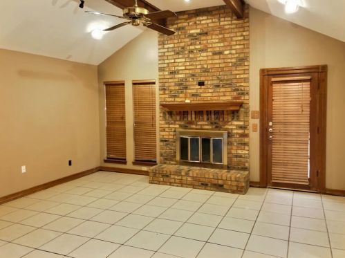 903 Colony Ridge Ct, Irving TX  75061-6100 exterior