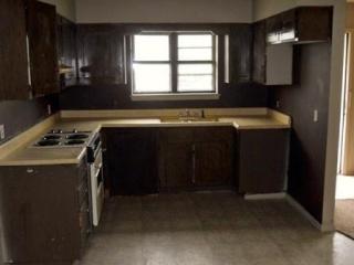 2553 Atlantic St, Springfield MO  65803-2107 exterior