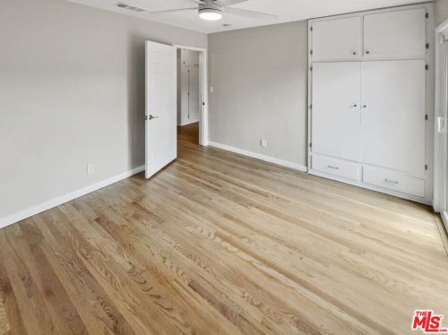 3626 1st Ave, Glendale CA  91214-2428 exterior