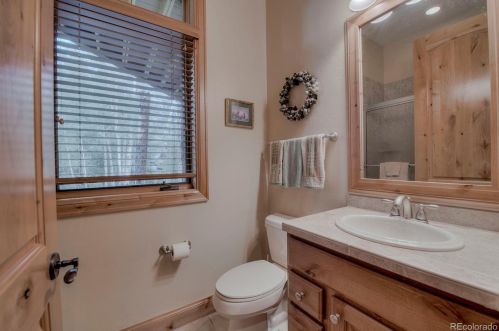 480 2 Cabins Dr, Silverthorne CO exterior