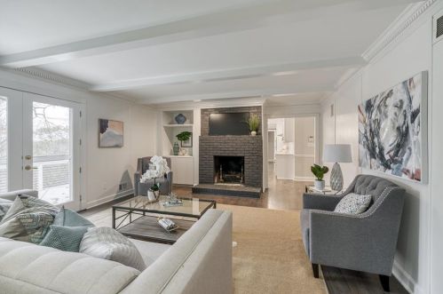 170 Huntcliff Pt, Atlanta GA  30350-1601 exterior