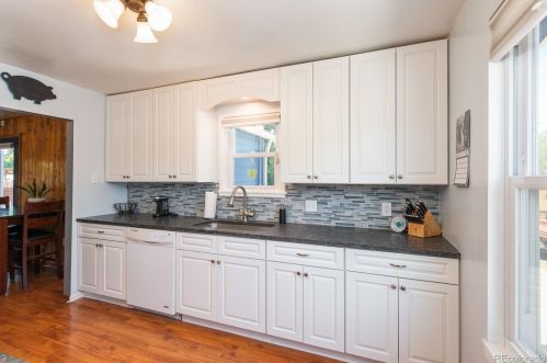415 6th Ave, Denver CO  80204-5122 exterior