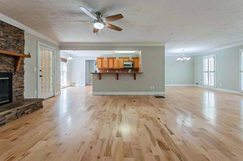 2528 Country Club Dr, Conyers GA  30013-4959 exterior