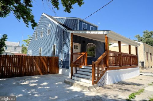 37 Wainwright Ave, Trenton, NJ 08618-3731