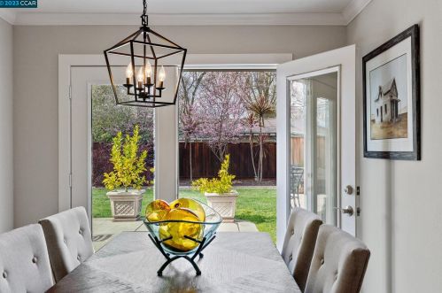 1584 Terry Way, Concord CA  94523-2321 exterior