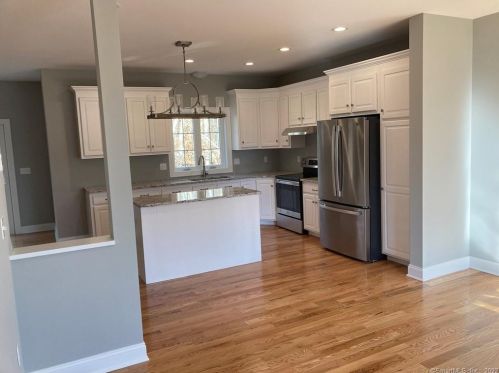 37 Saner Rd, East Hampton, CT 06447-1401