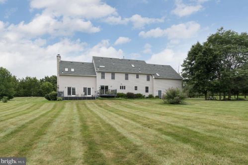 152 Butler Rd, Princeton NJ  08540-8503 exterior