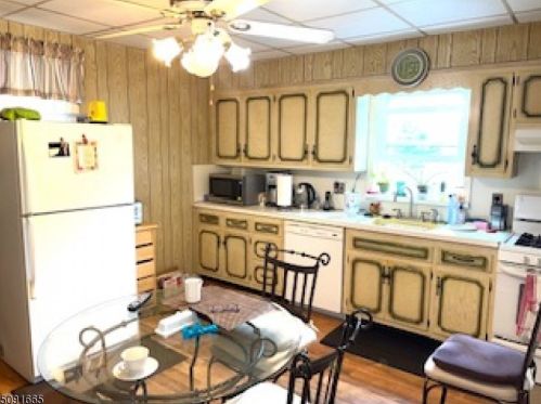 46 Watchung Ave, Town Center, NJ 07052-6005