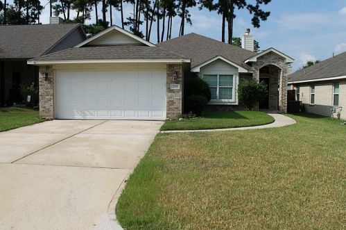 2218 Trey Rogillios Way, Conroe TX  77304-1633 exterior